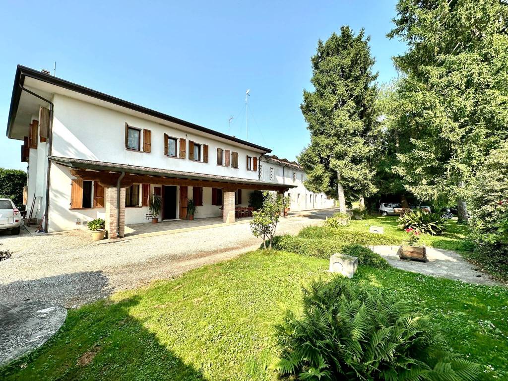 Casa indipendente a Piazzola sul brenta in Via Alessandro Manzoni, 1 - Foto 3