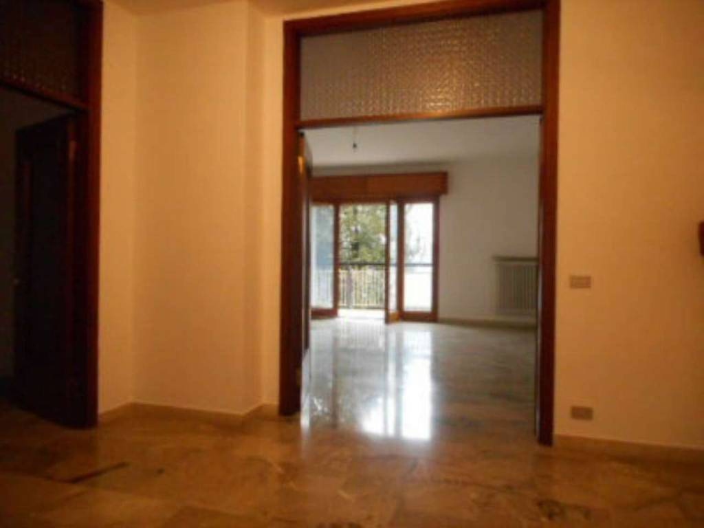 Appartamento a Lecco in via lungolario isonzo - Foto 4