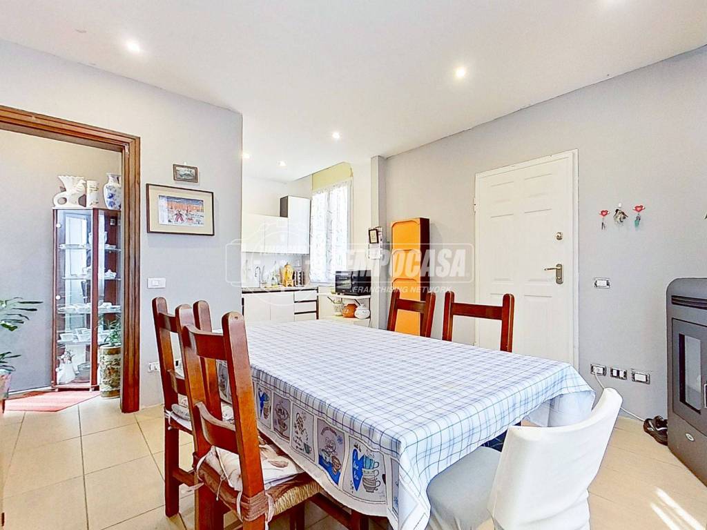 Villa a Salsomaggiore terme in Via Grazia Deledda 38 - Foto 2