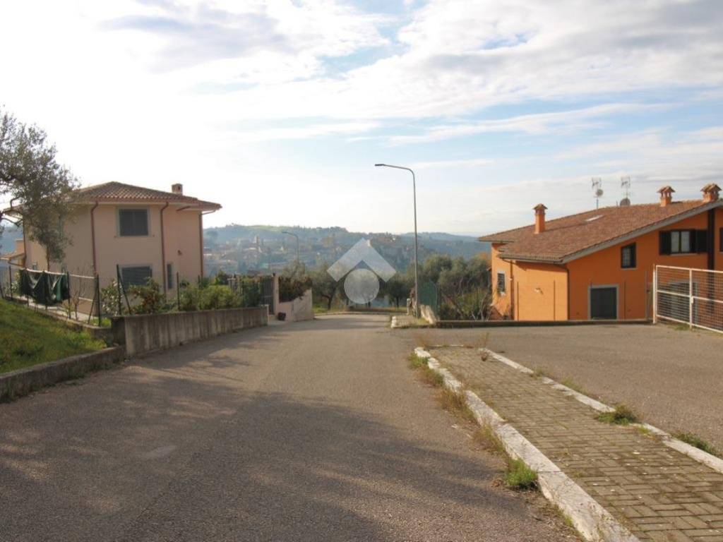 Terreno a Poggio mirteto in VIA BRICCARO - Foto 3