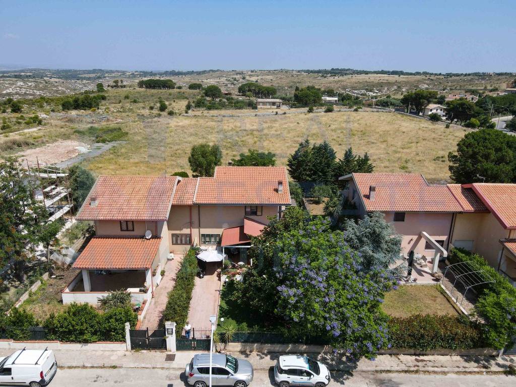 Villa a Avola in Via Roma - Foto 2