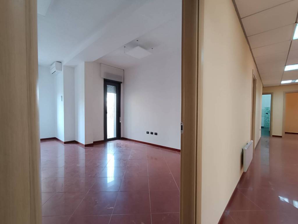 Appartamento a Brindisi in Via Marco Pacuvio - Foto 5