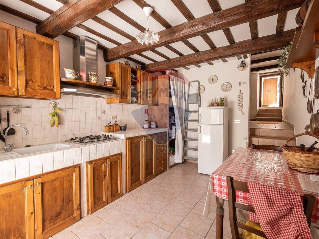 Casa indipendente a Fabriano in frazione castelletta, 93 - Foto 5