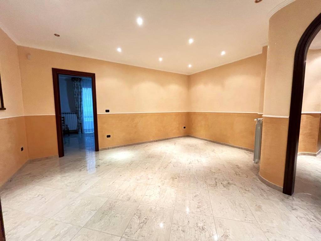 Appartamento a Cerignola in Via Cornelio Tacito - Foto 2