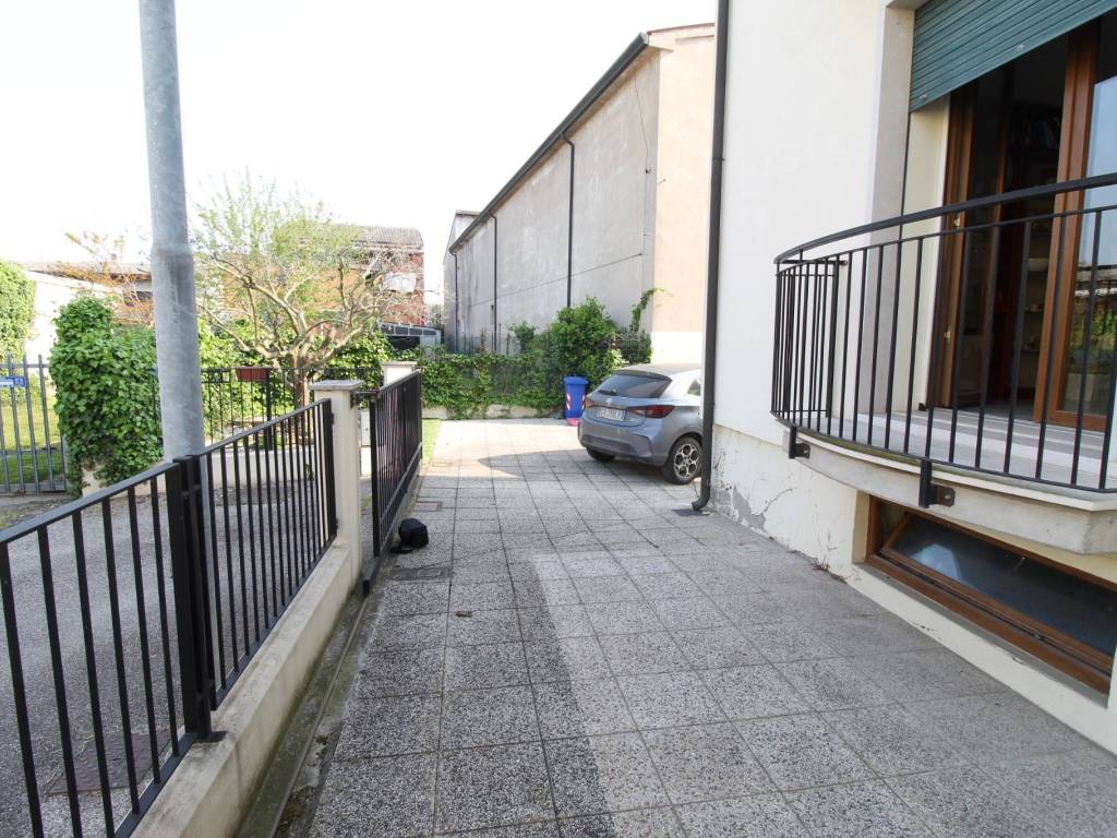 Villa a Albaredo d'adige in Via Roma - Foto 2