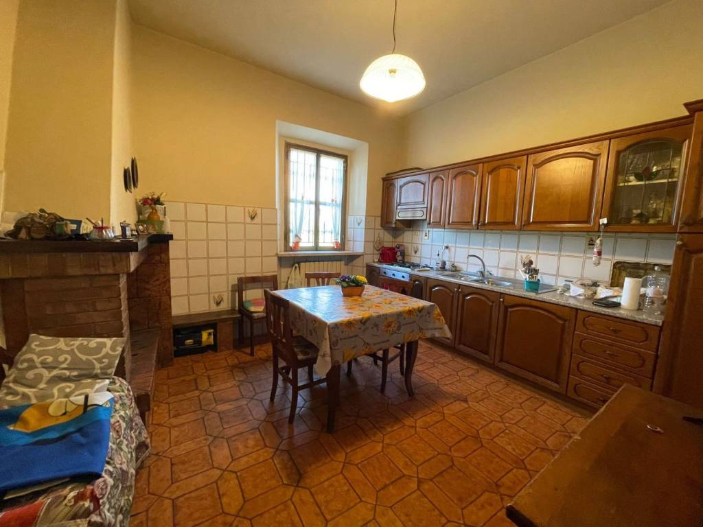 Casa indipendente a Prato in Via per Le Case Nuove - Foto 3