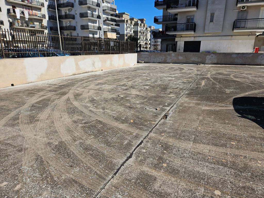 Box / garage a Trani in Viale Europa - Foto 3