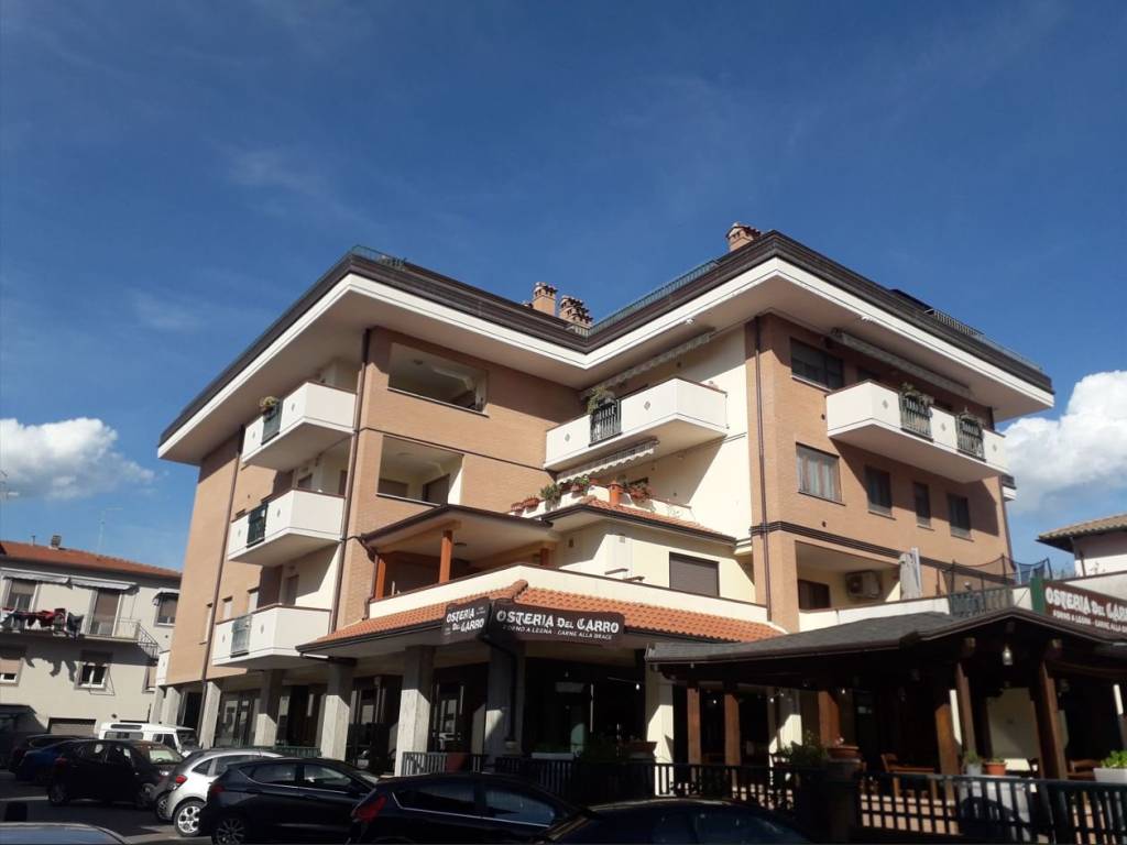 Attico / mansarda a Passignano sul trasimeno in Via della Vittoria, 23 - Foto 3