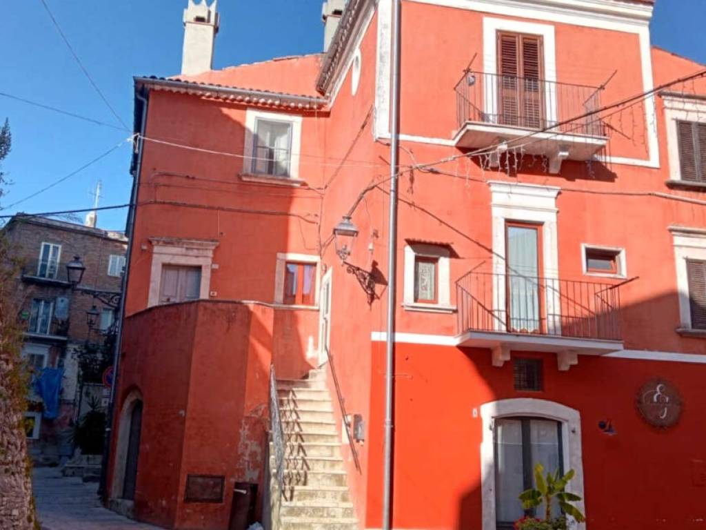 Appartamento a Vico del gargano in Via Castello, 25 - Foto 2