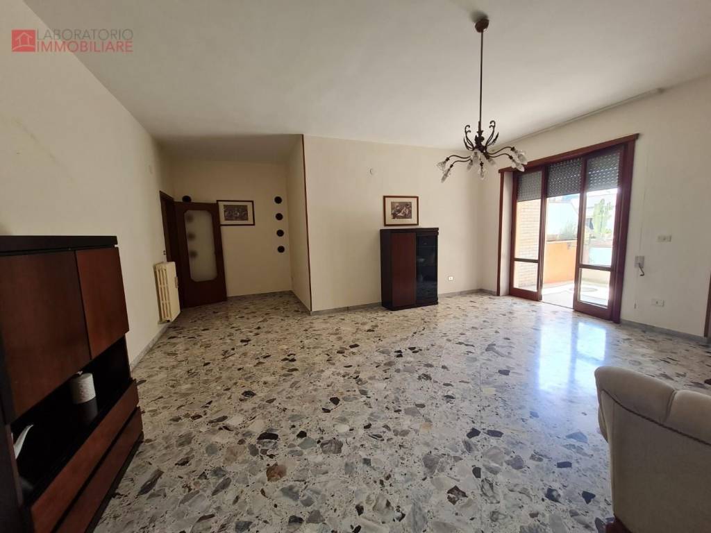 Appartamento a Lecce in Via Francesco Petrarca, - Foto 2