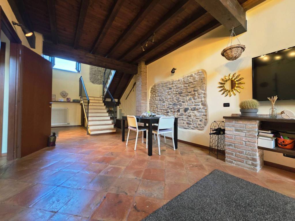 Appartamento a Collecchio in Strada Bergamino - Foto 2