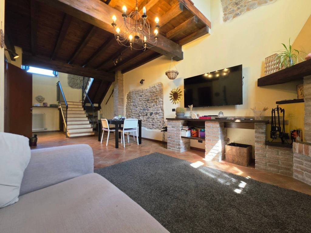 Appartamento a Collecchio in Strada Bergamino - Foto 5