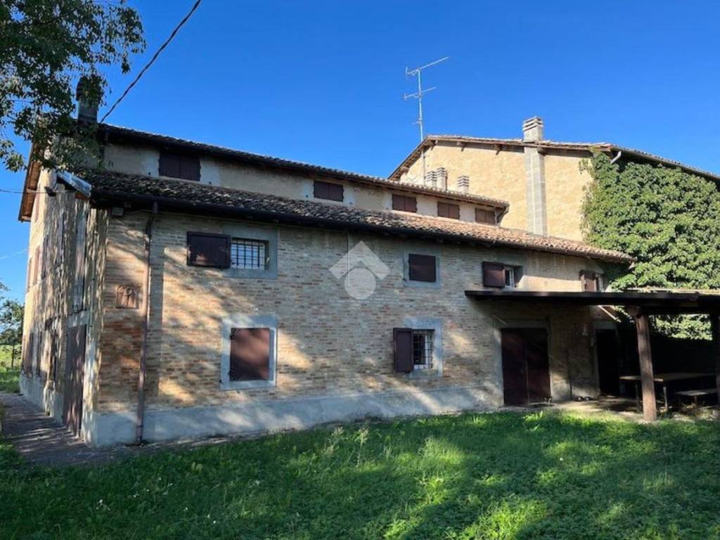 Rustico / casale a Castelnuovo rangone in via vandelli, 1 - Foto 4
