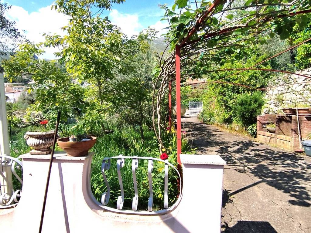 Villa a Formia in Via Peschiera, 30 - Foto 2