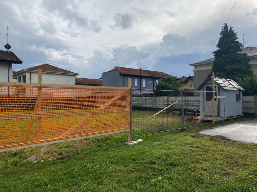 Villa a Gorla maggiore in Via Silvio Pellico - Foto 4