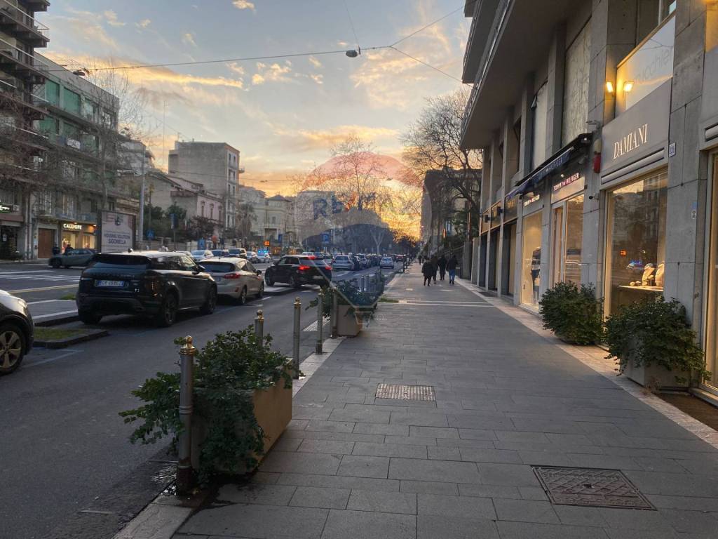 Appartamento a Catania in Via Messina, 249 - Foto 2