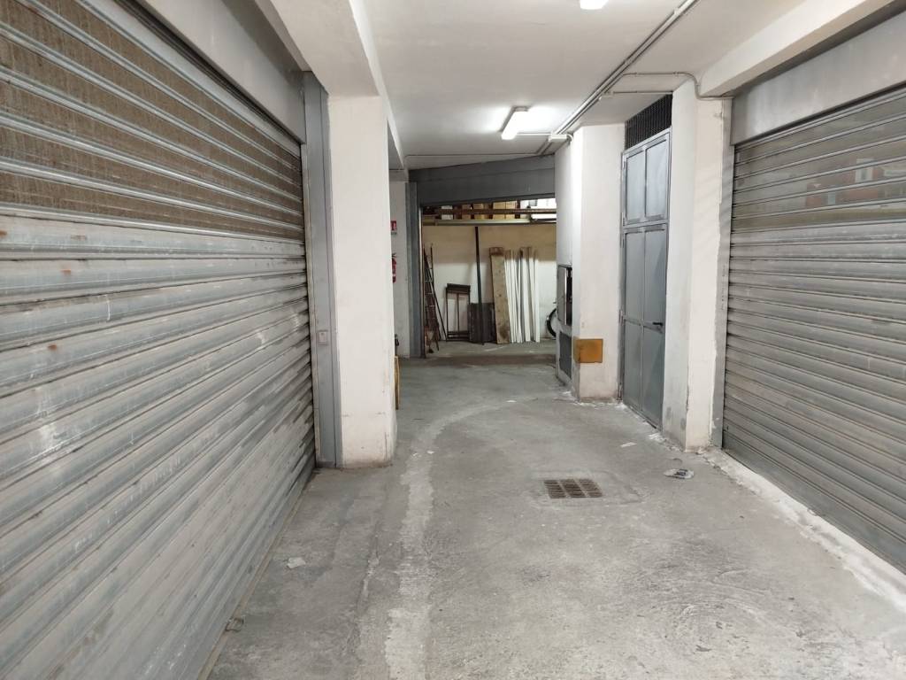 Box / garage a Salerno in Via Matteo di Stefano - Foto 3