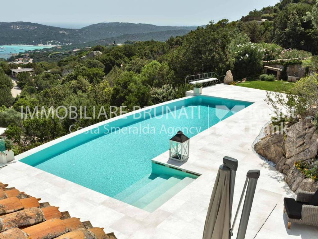 Villa a Arzachena in Via della Pantogia - Foto 3