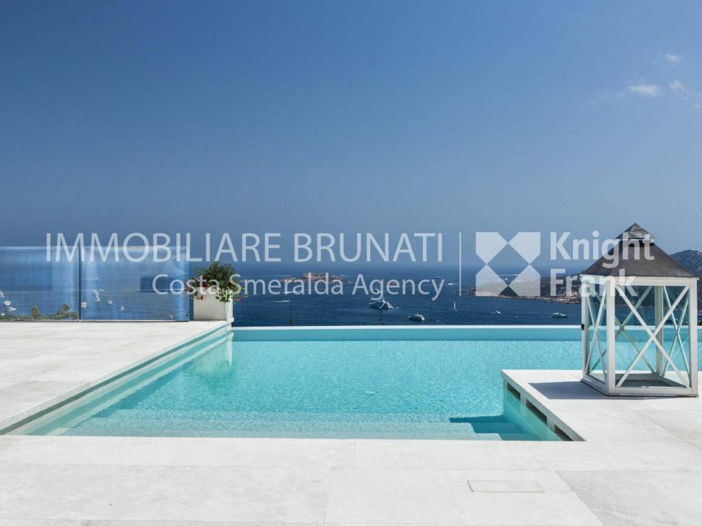 Villa a Arzachena in Via della Pantogia - Foto 5
