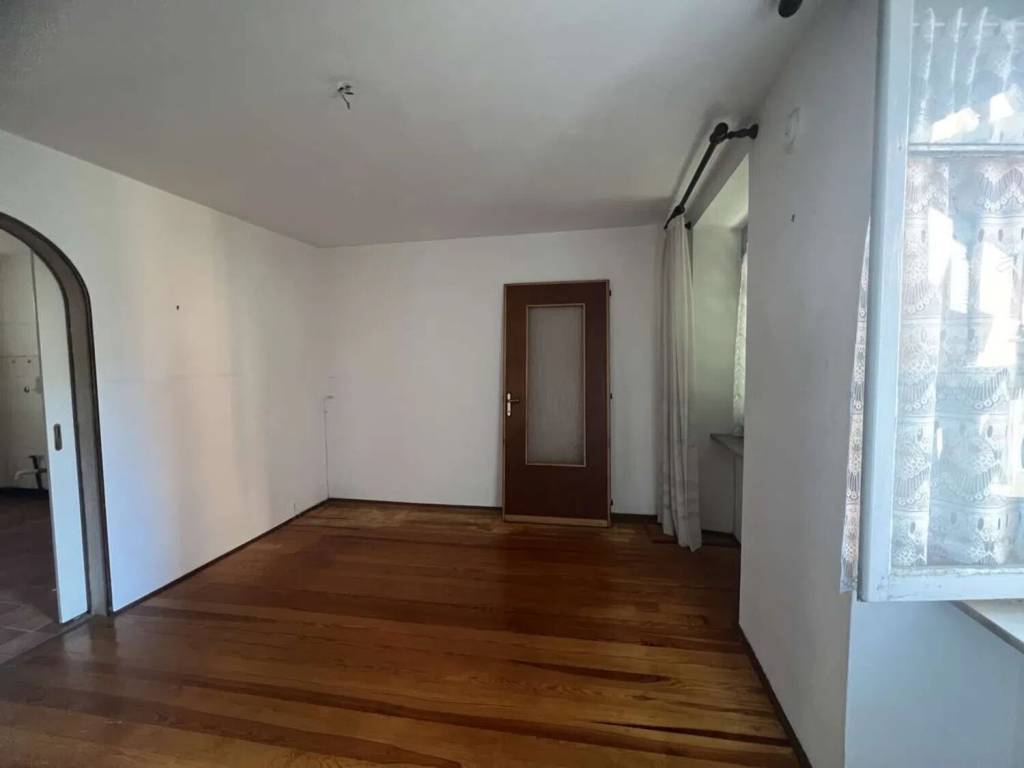 Villa a Valdilana in Frazione Ferrero, 24 - Foto 3