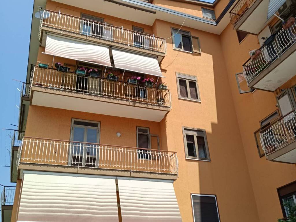 Appartamento a Salerno in Viale dei Longobardi, 4 - Foto 3