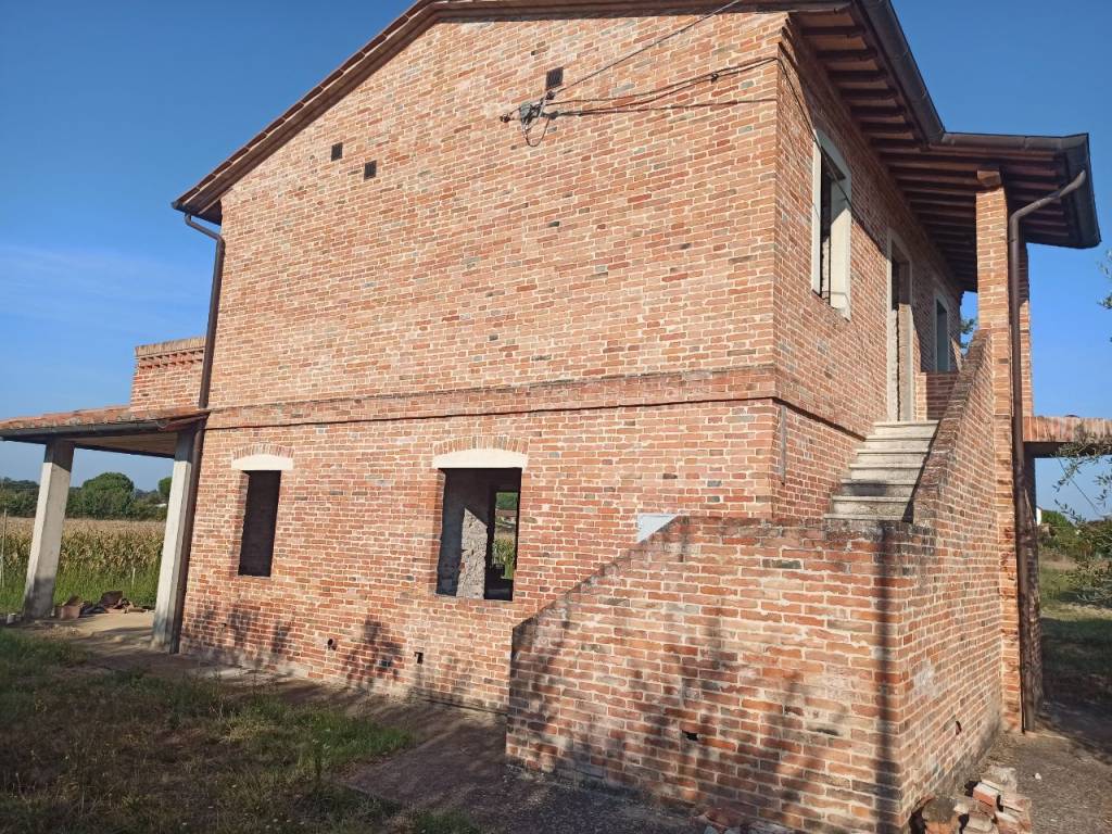 Villa a Castiglione del lago in Via Roma, 152 - Foto 4