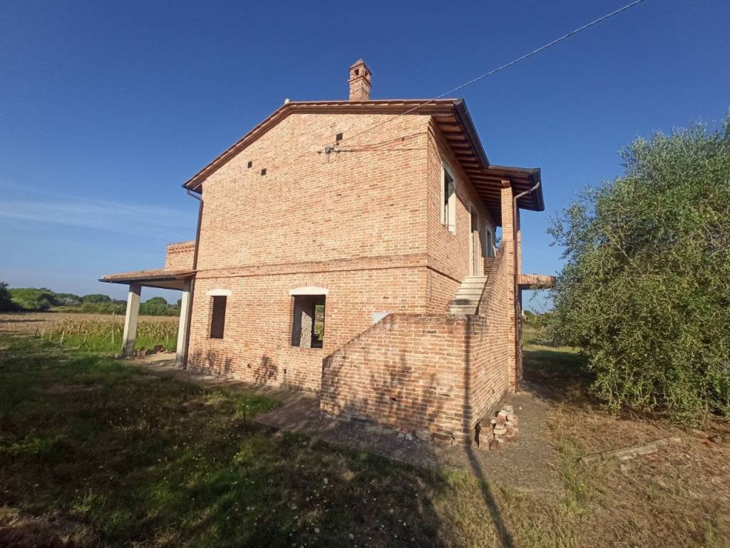 Villa a Castiglione del lago in Via Roma, 152 - Foto 5