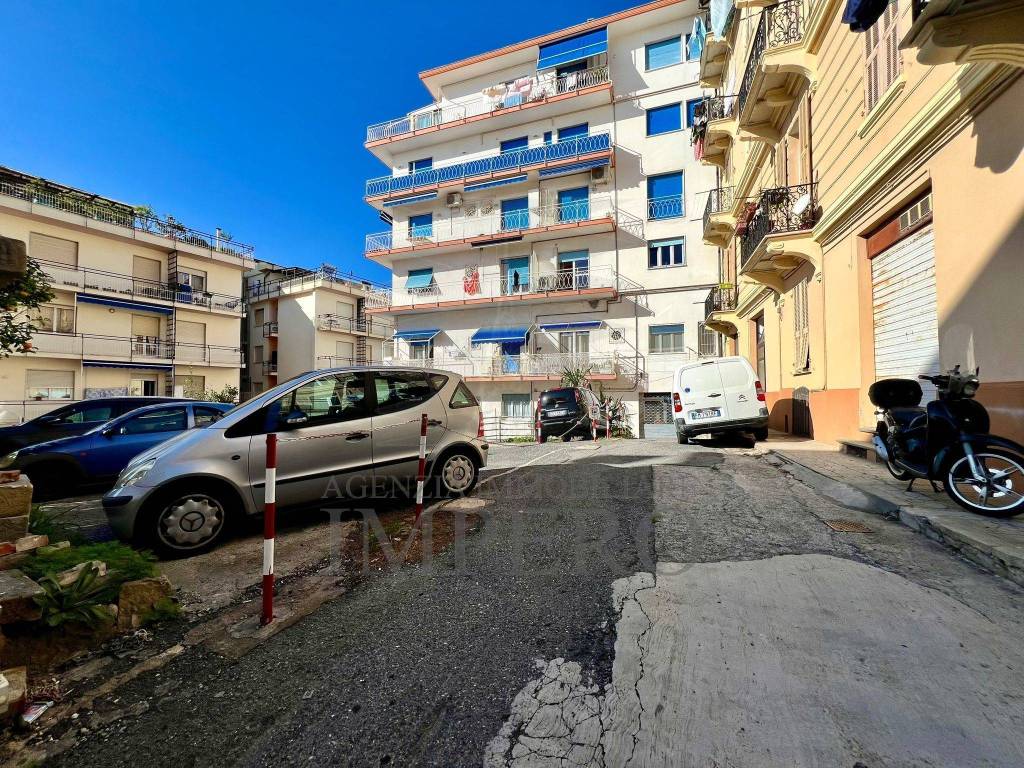 Immobile a Ospedaletti in Via Jean Jonquiere, 25 - Foto 3