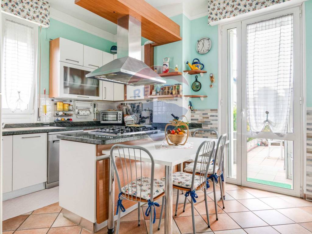 Appartamento a Samarate in via Isonzo, 159 - Foto 5