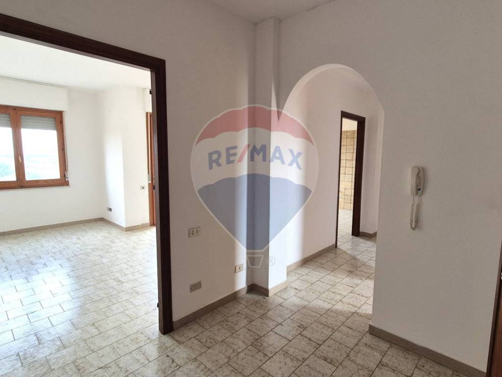 Appartamento a Oristano in Via Libeccio, 5 - Foto 3