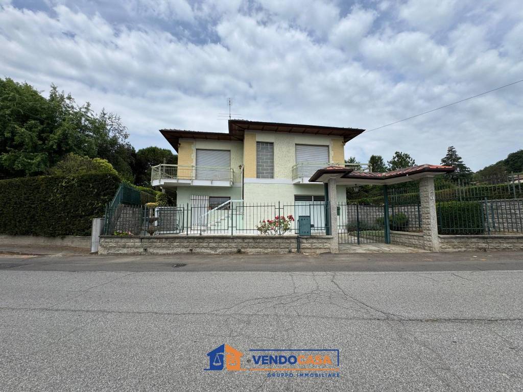 Villa a Nizza monferrato in Viale dei Partigiani, 21 - Foto 3