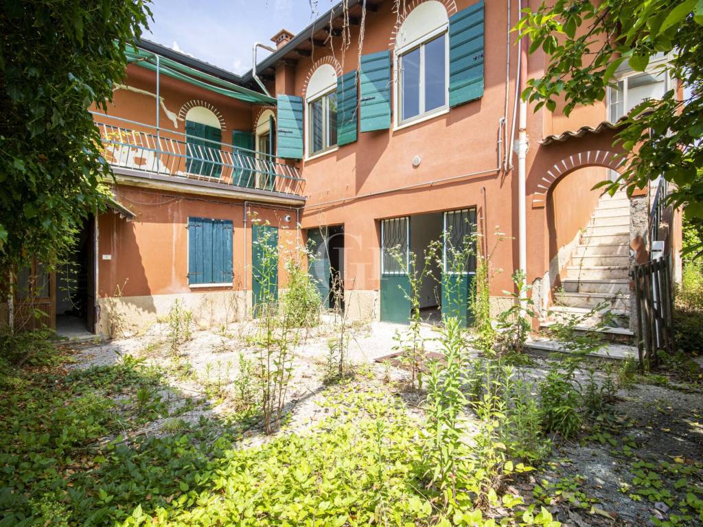 Villa a Garda in via Poiano - Foto 2