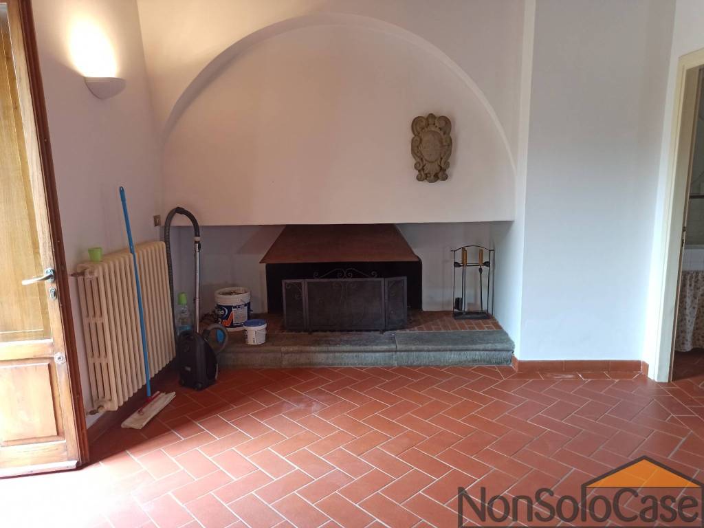 Casa indipendente a Vaiano in Via Bronia - Foto 3