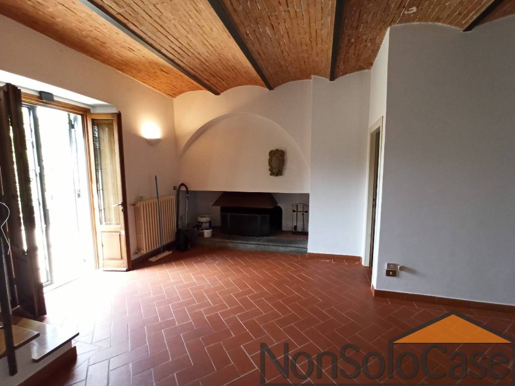 Casa indipendente a Vaiano in Via Bronia - Foto 5