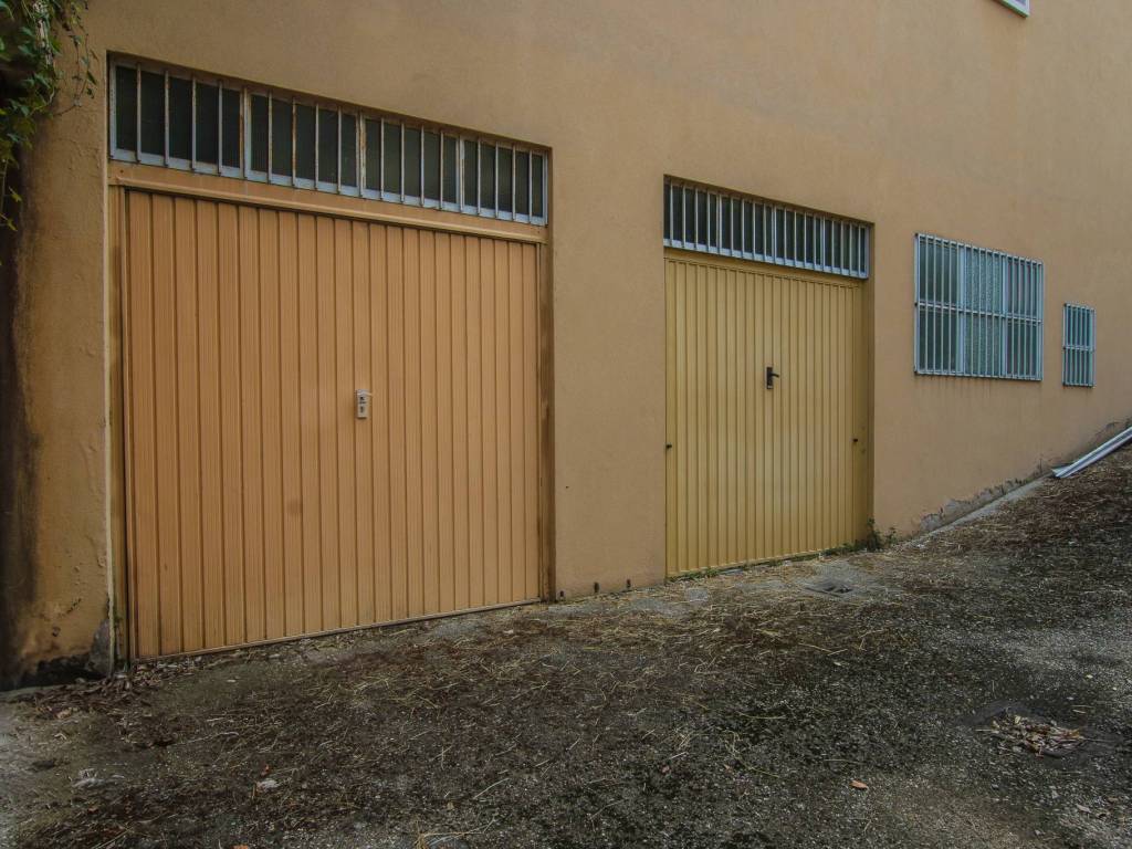 Box / garage a San pietro in cariano in Via Rodano - Foto 2