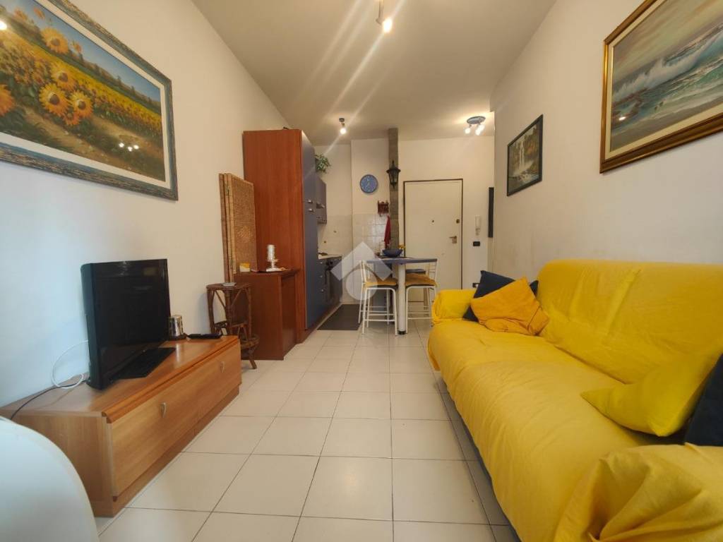 Appartamento a Albissola marina in Via Rossini, 58 - Foto 4