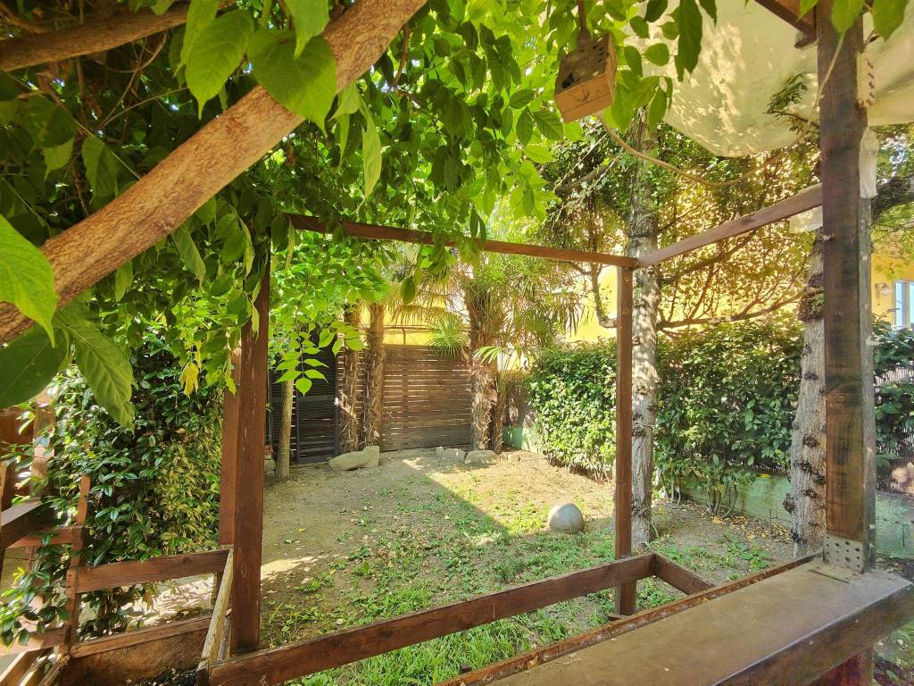 Casa indipendente a Prato in Via dei Casini - Foto 2