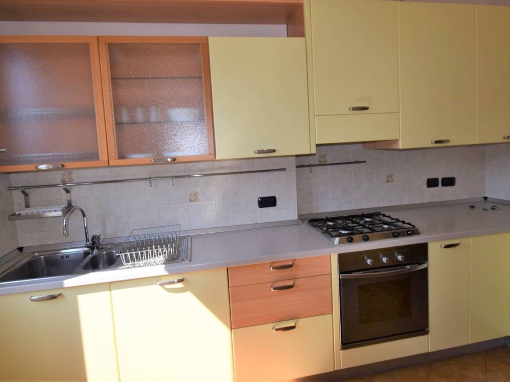 Appartamento a Parma in Via Enrico Scarabelli Zunti - Foto 5