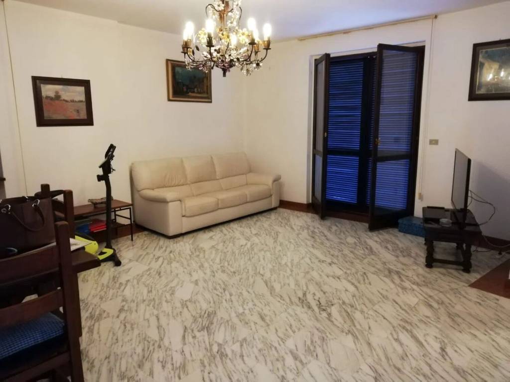 Villa a Francavilla al mare in Via Scarfoglio, 34 - Foto 4