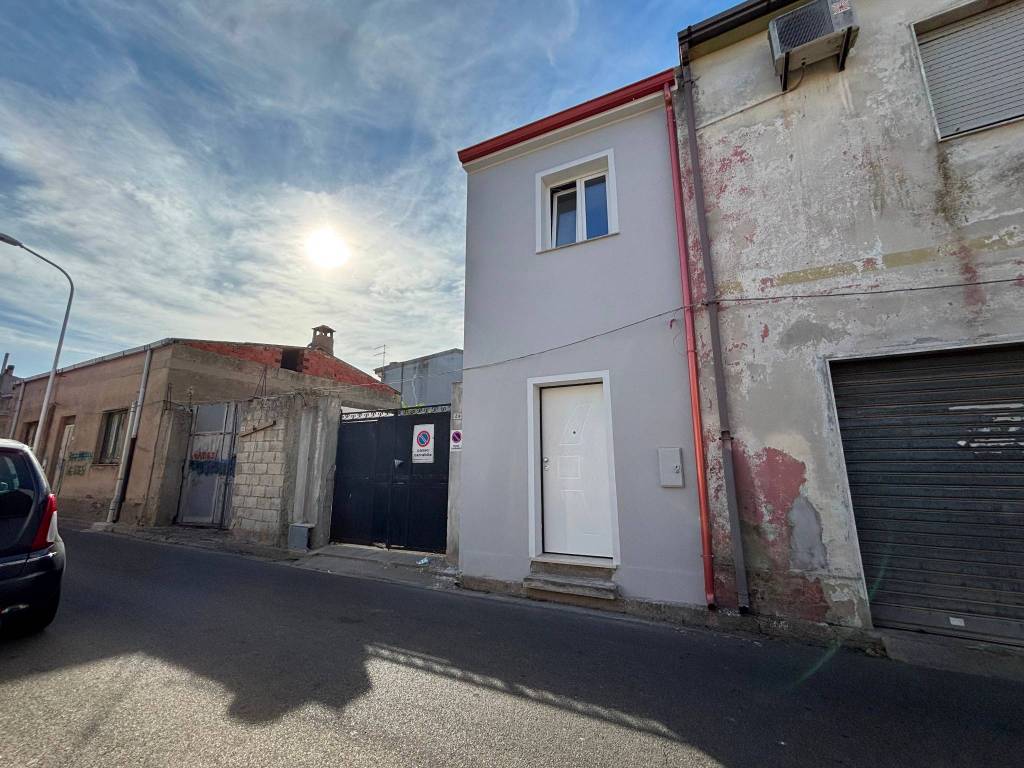 Casa indipendente a Decimomannu in Via Regina Margherita - Foto 2