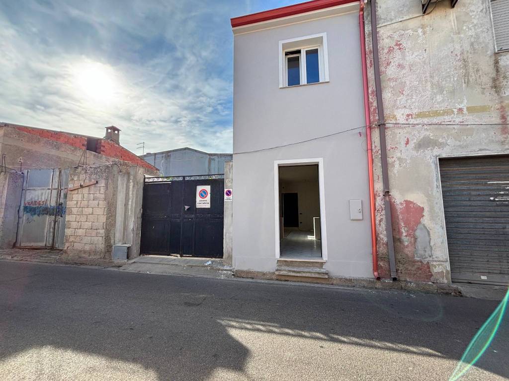 Casa indipendente a Decimomannu in Via Regina Margherita - Foto 3