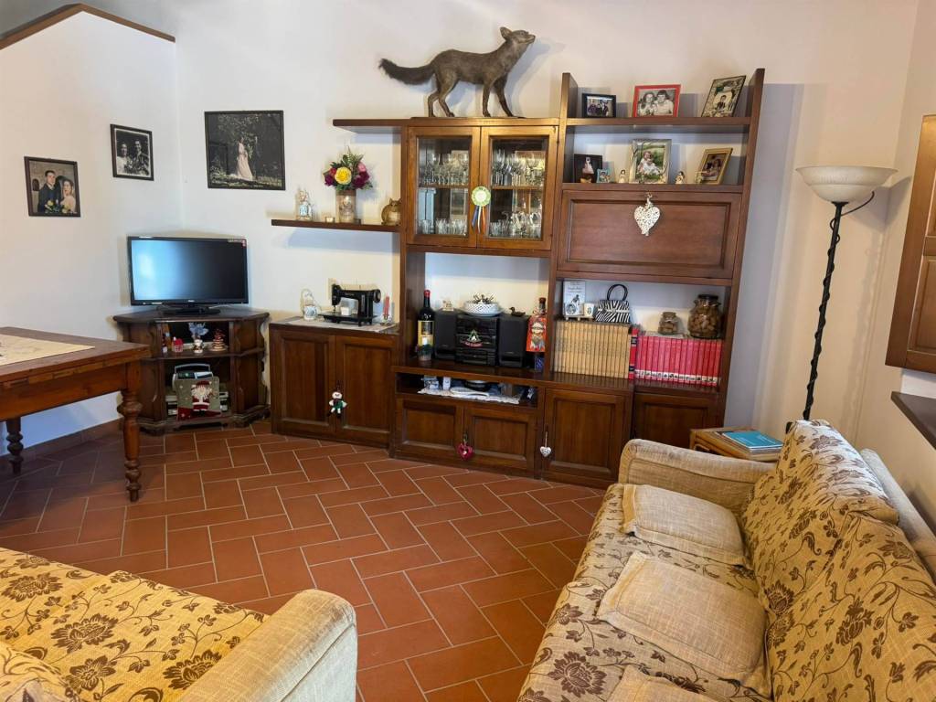 Casa indipendente a Montale in Via Olivelli, 31 - Foto 2