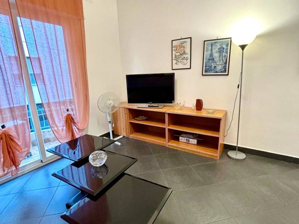 Appartamento a Taggia in Via N. Pesce, 28 - Foto 2