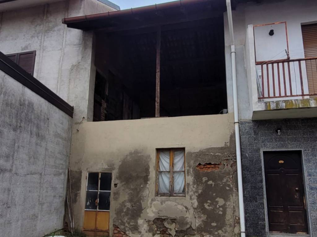 Rustico / casale a Uboldo in Via Giovanni Pascoli, 154 - Foto 2