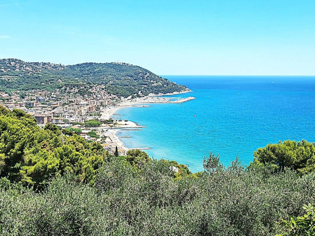 Appartamento a Andora in Località Rollo, 33 - Foto 2