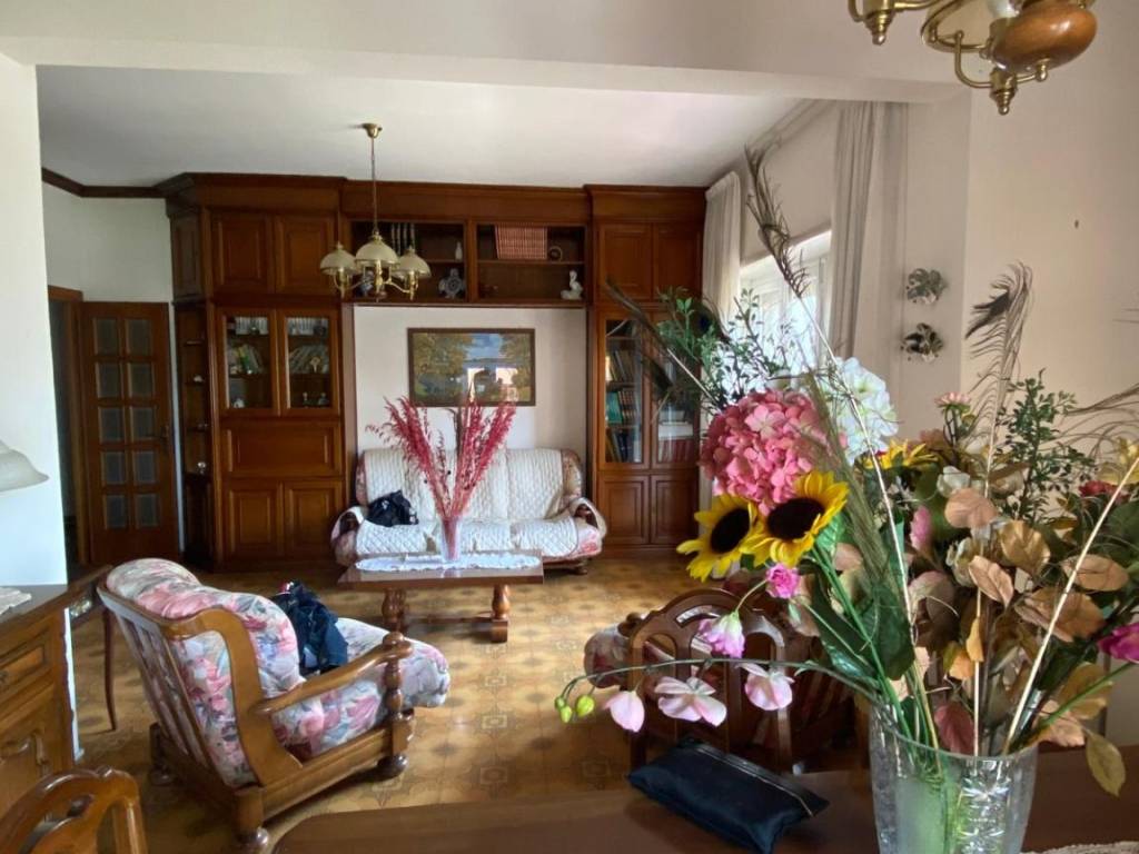 Palazzo / stabile a Cisterna di latina in Via Appia Nord, 21 - Foto 3