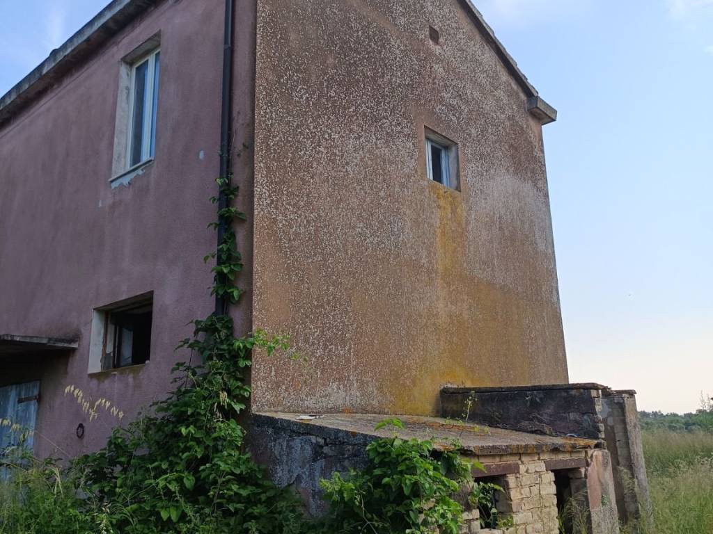 Rustico / casale a Ortona in Strada Provinciale Tollo-Stazione di Tollo - Foto 5