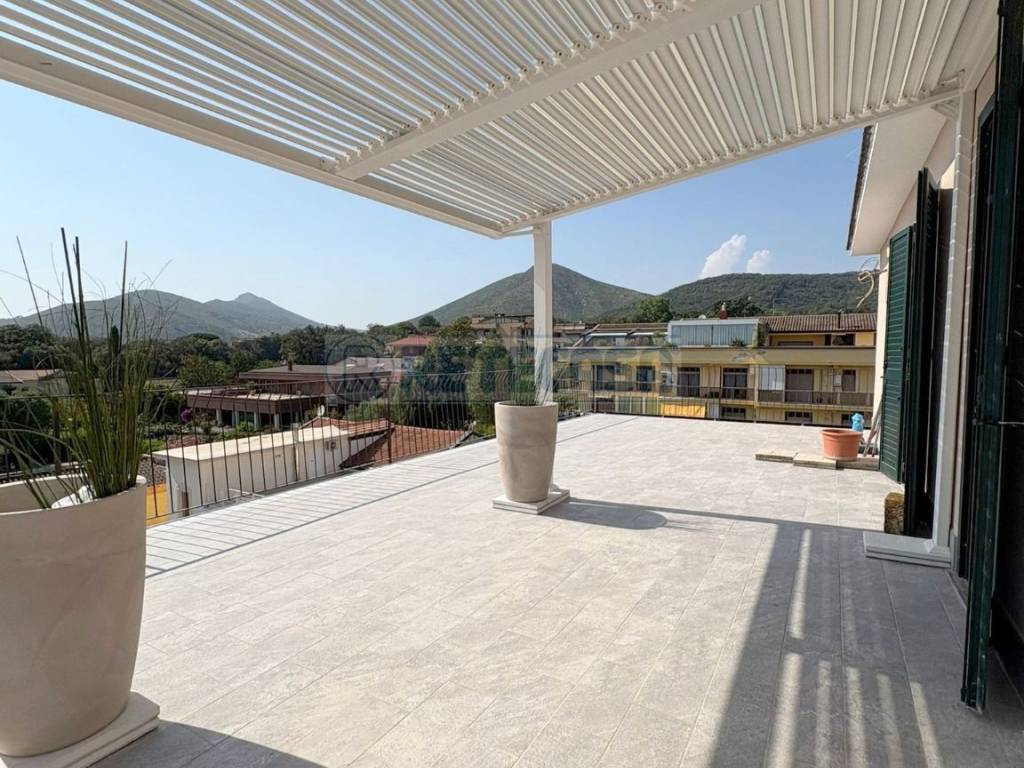 Attico / mansarda a Caserta in Via Tescione Giulio - Foto 2