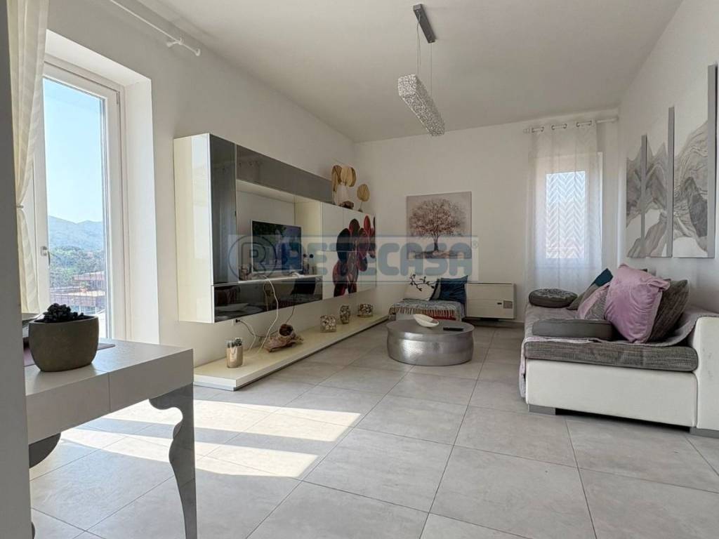 Attico / mansarda a Caserta in Via Tescione Giulio - Foto 3