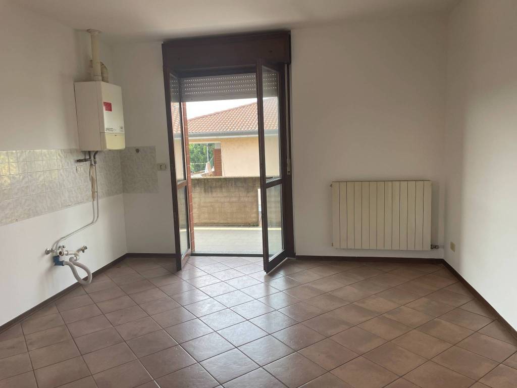 Appartamento a Borgo ticino in Via 25 Aprile, 52 - Foto 2